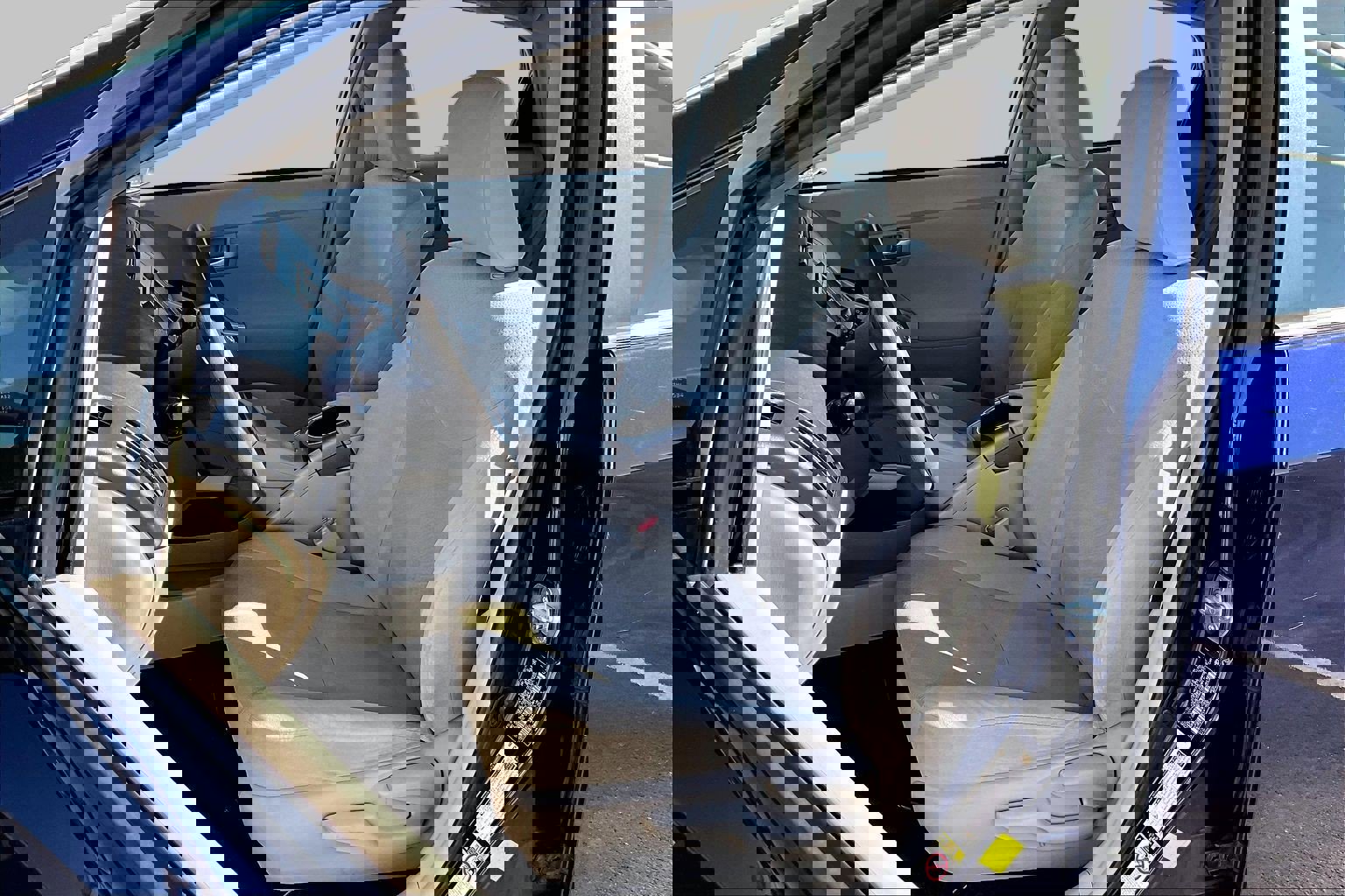 Used 2014 Toyota Prius Three FWD image 22