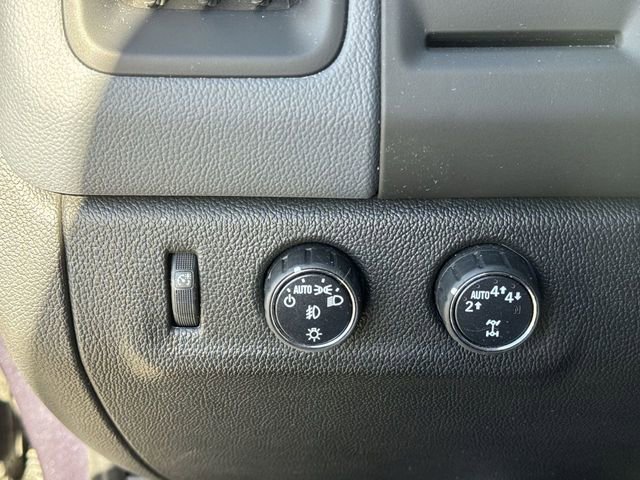 Used 2018 Chevrolet Colorado Z71 w/ Centennial Edition image 16