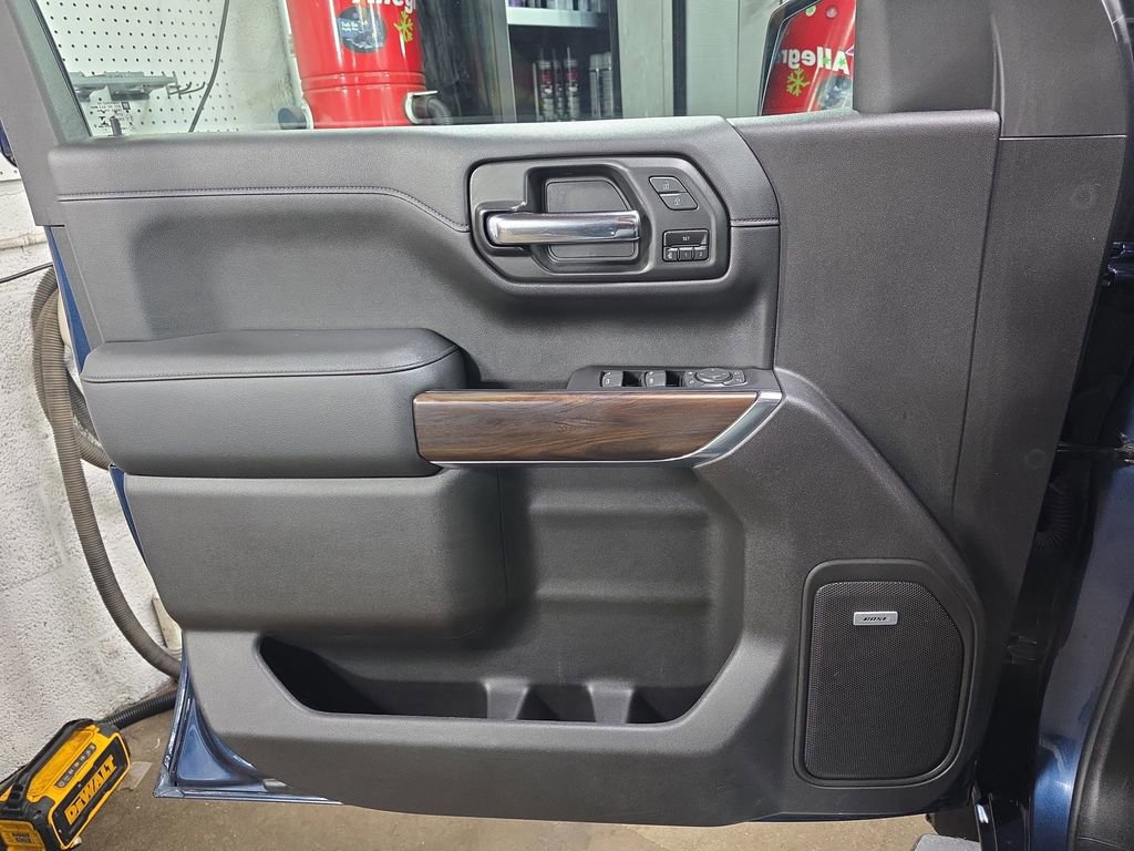 Used 2020 GMC Sierra 1500 SLT w/ SLT Premium Plus Package image 25