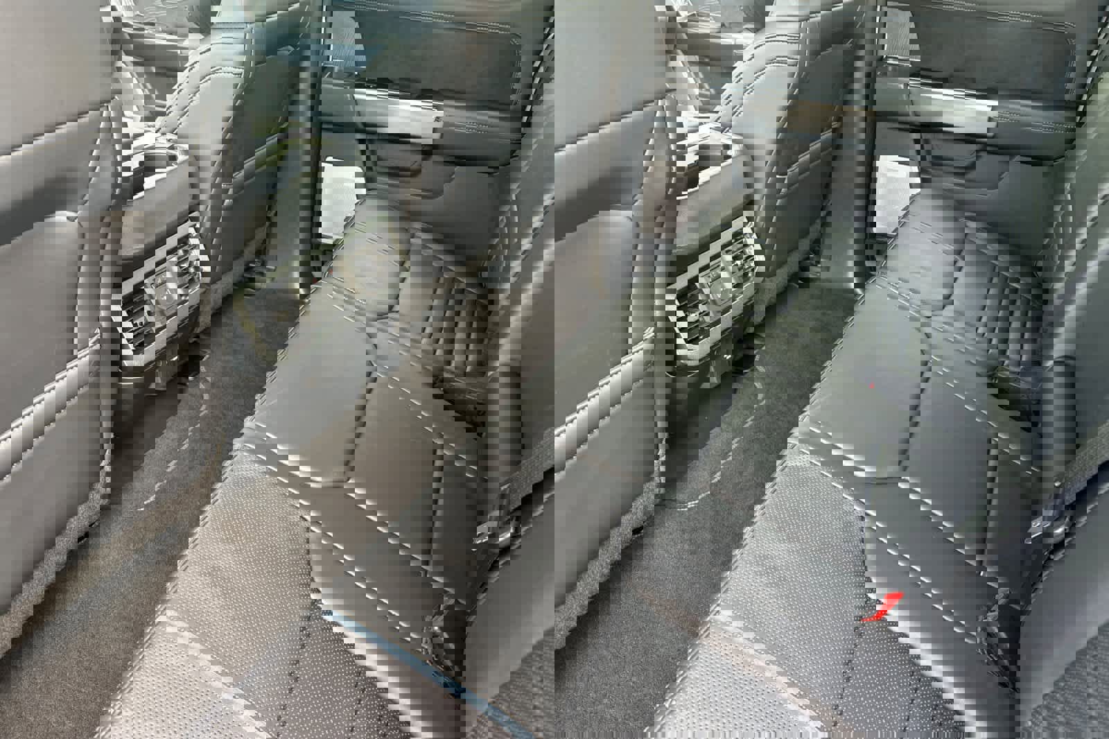 Certified 2025 Ford F250 Platinum image 4