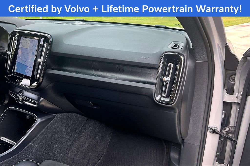 Used 2023 Volvo XC40 Recharge Ultimate image 21