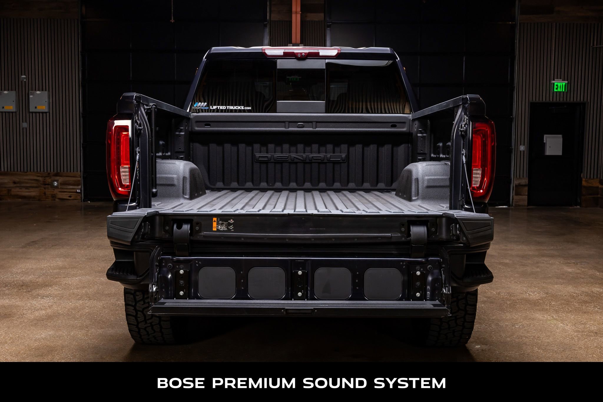 Used 2024 GMC Sierra 1500 Denali w/ Denali Reserve Package AWD/4WD image 9