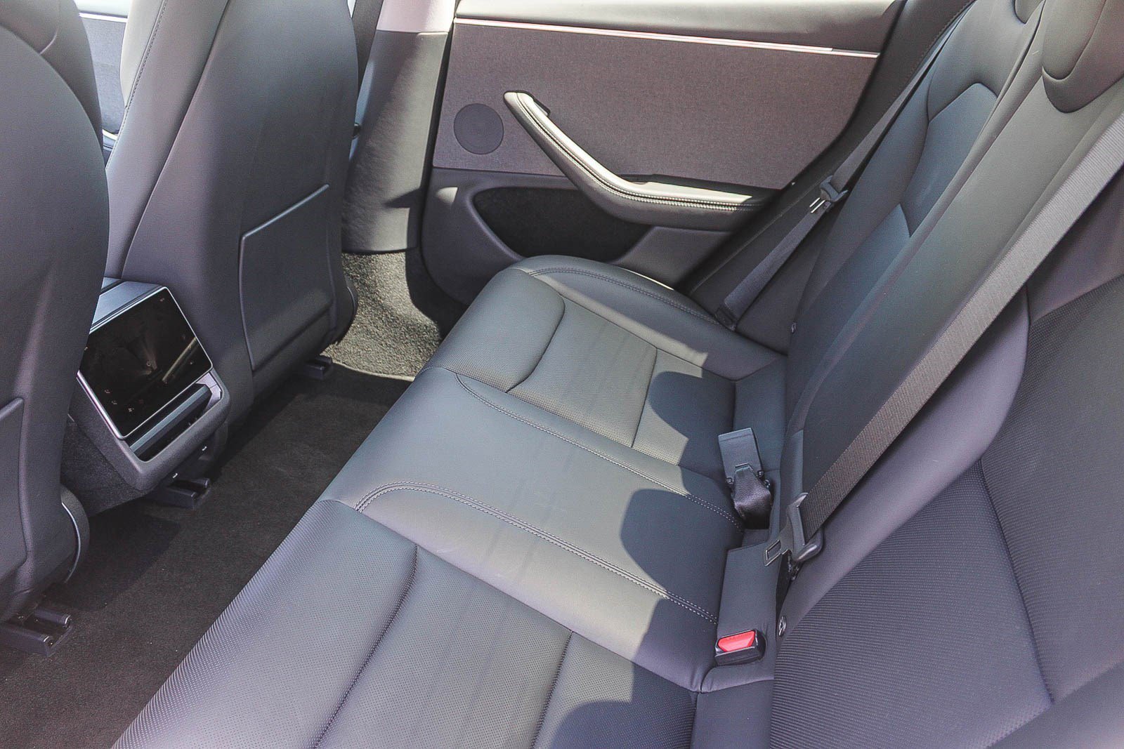Used 2025 Tesla Model 3 Long Range RWD image 19
