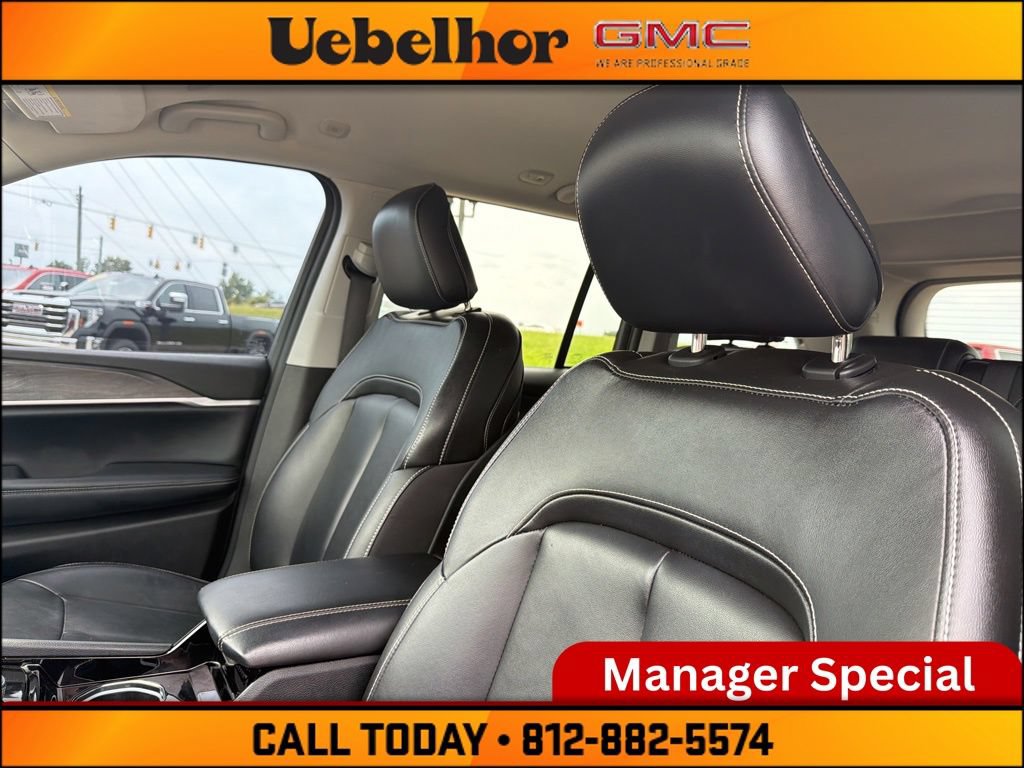 Used 2023 Jeep Grand Cherokee Limited w/ Trailer Tow Prep Group (B) AWD/4WD image 23