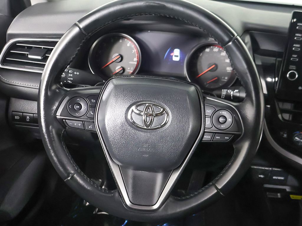 Used 2023 Toyota Camry XSE FWD image 32