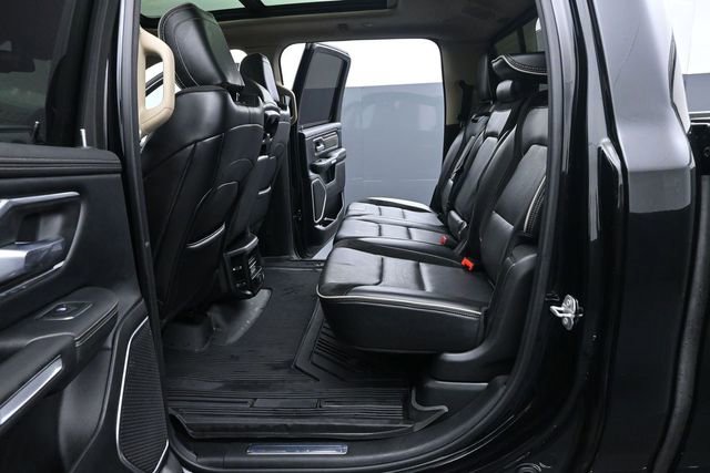 Used 2019 RAM 1500 Laramie AWD/4WD image 13