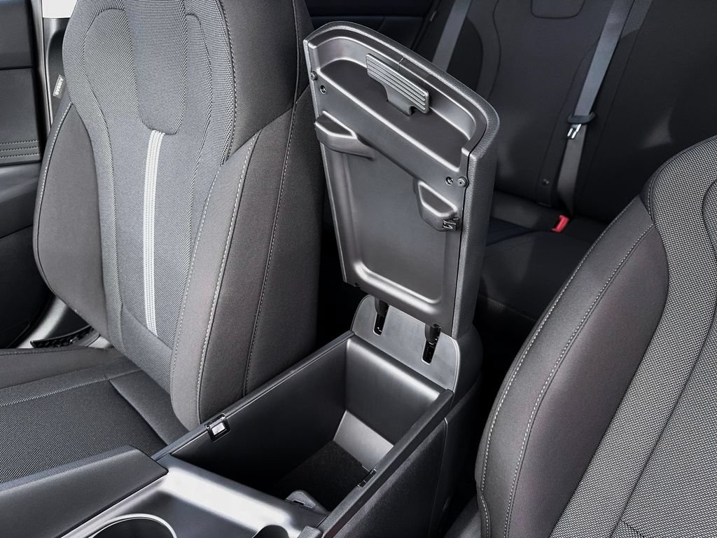 New 2026 Hyundai Elantra SE FWD image 18