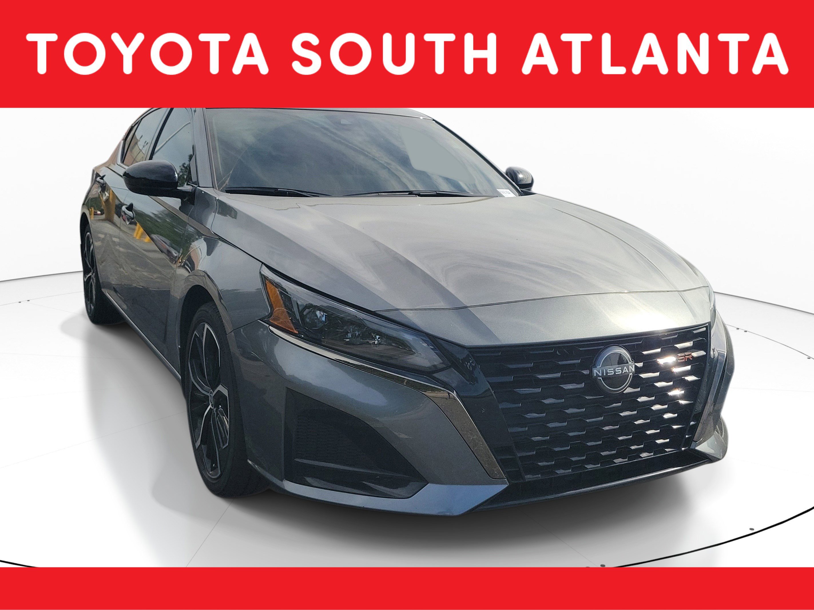 Used 2024 Nissan Altima 2.5 SR w/ SR Premium Package image 1