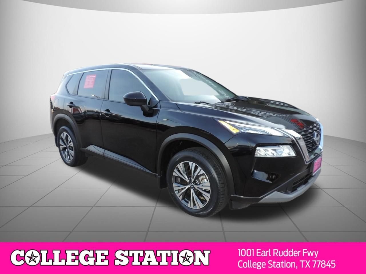 Used 2023 Nissan Rogue SV FWD image 3