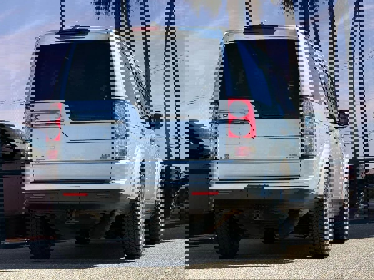 Used 2011 Land Rover LR4 HSE LUX image 12