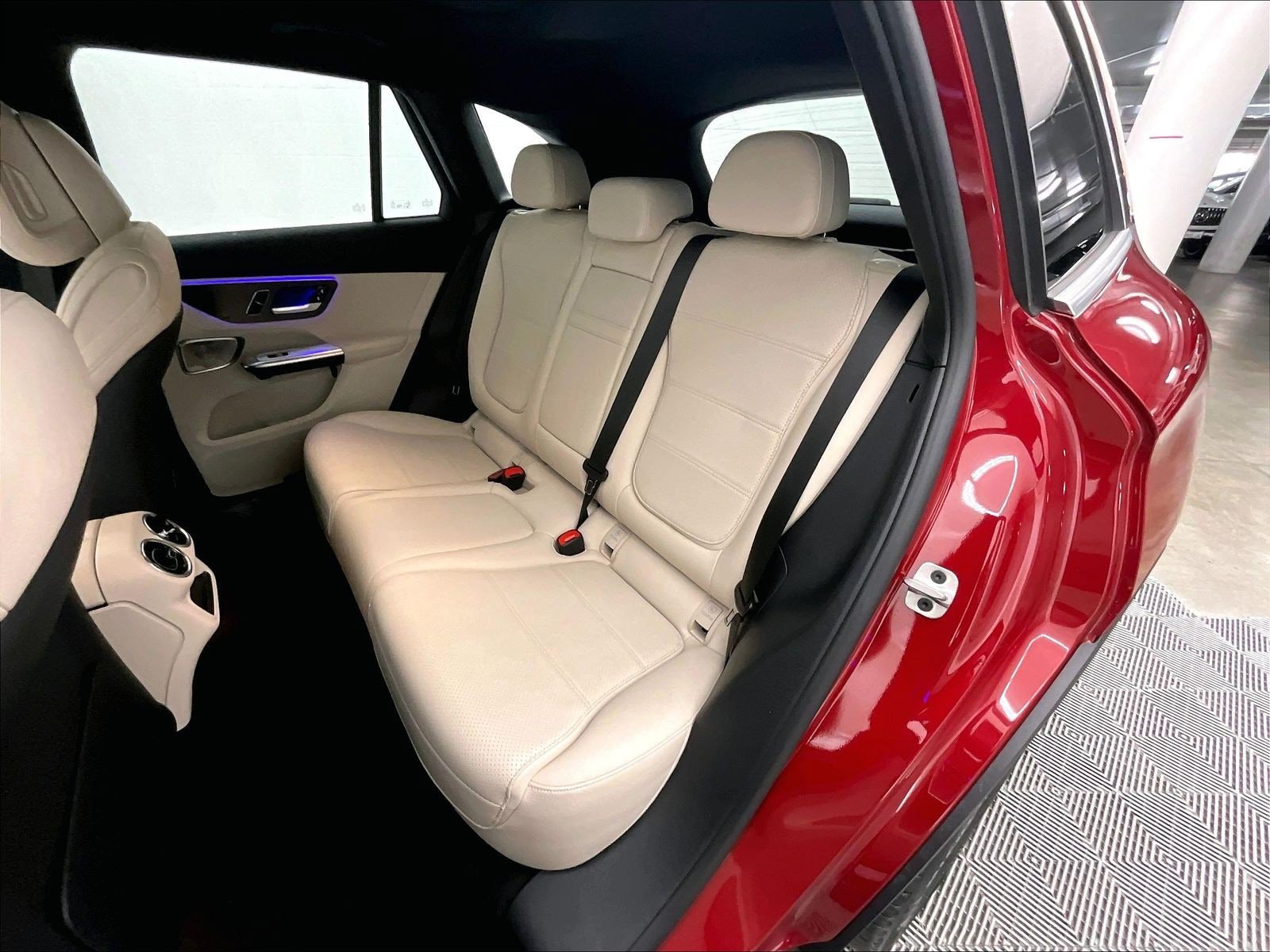 Certified 2024 Mercedes-Benz GLC 300 image 18
