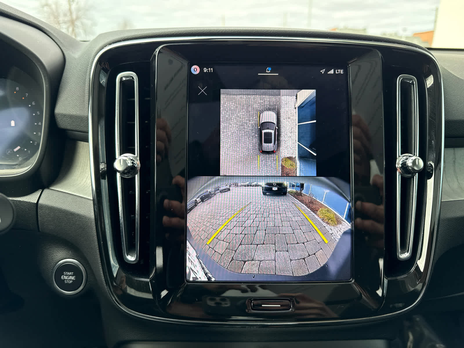 Used 2026 Volvo XC40 B5 Plus w/ Protection Package Premier image 40