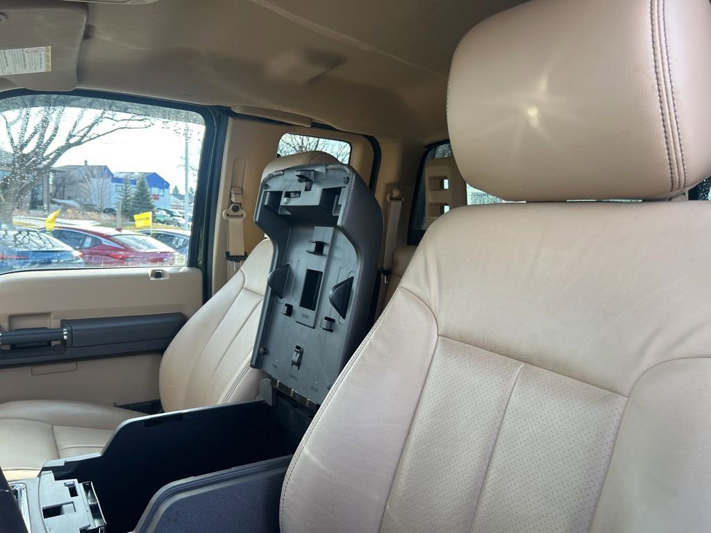 Used 2015 Ford F250 Lariat w/ Chrome Package image 12