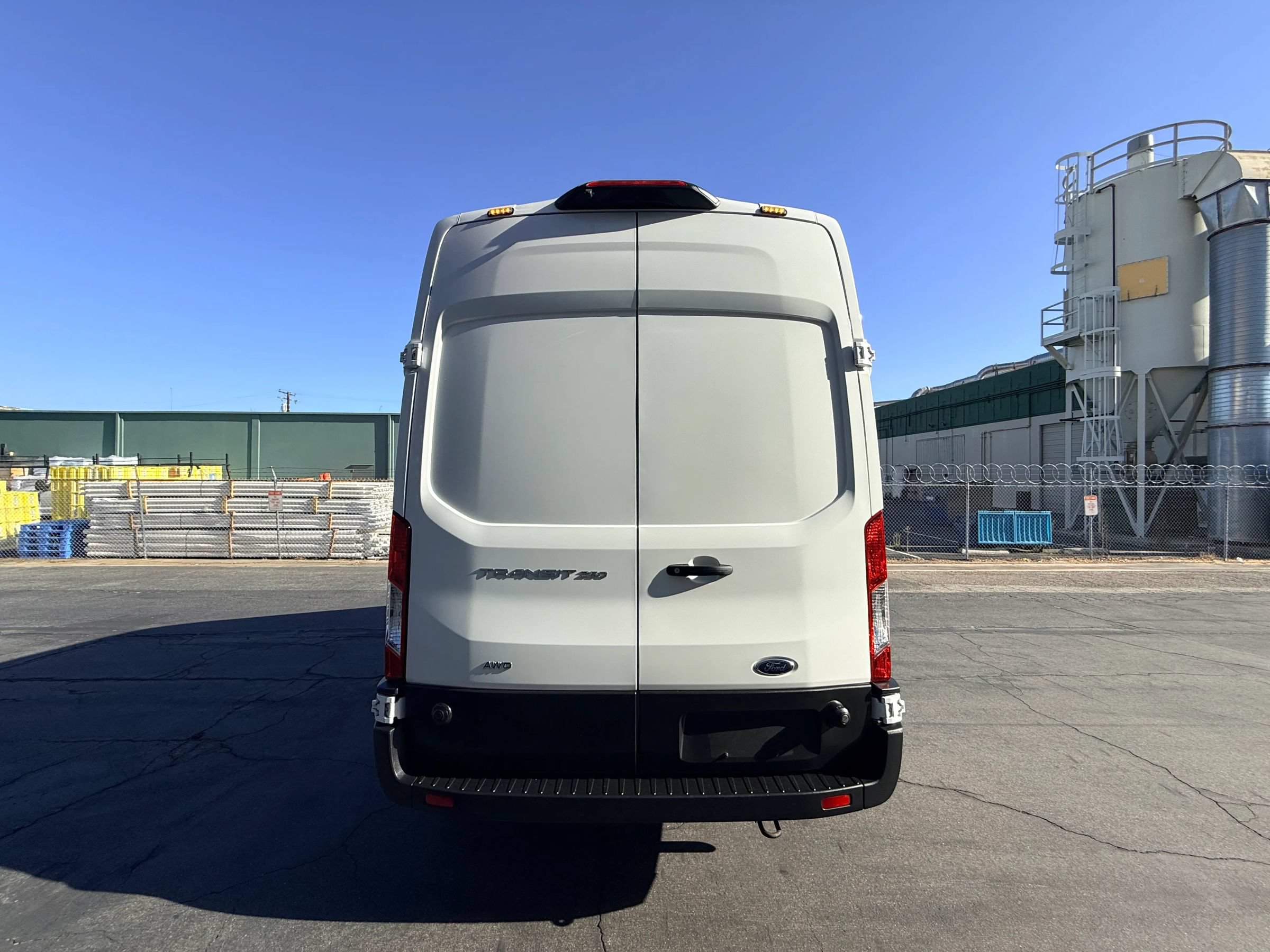 Used 2023 Ford Transit 250 148 High Roof AWD image 4