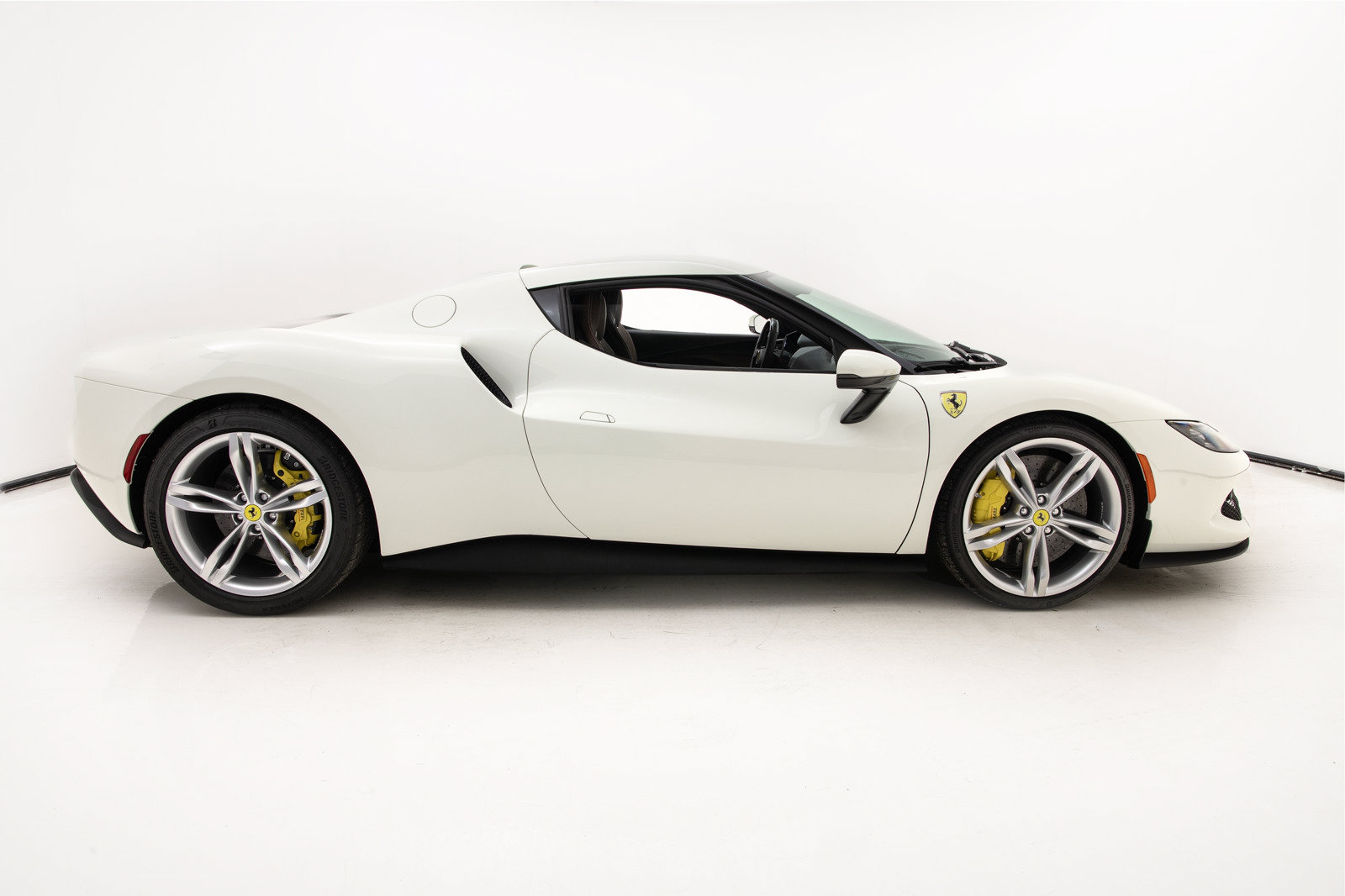 Certified 2025 Ferrari 296 GTB RWD image 8