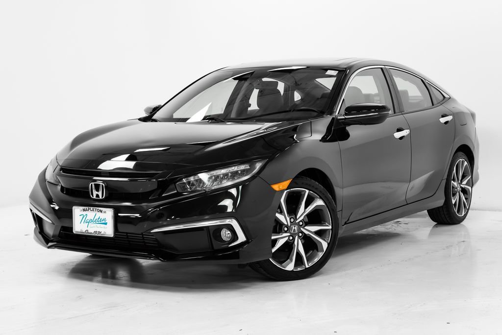 Used 2019 Honda Civic Touring image 1