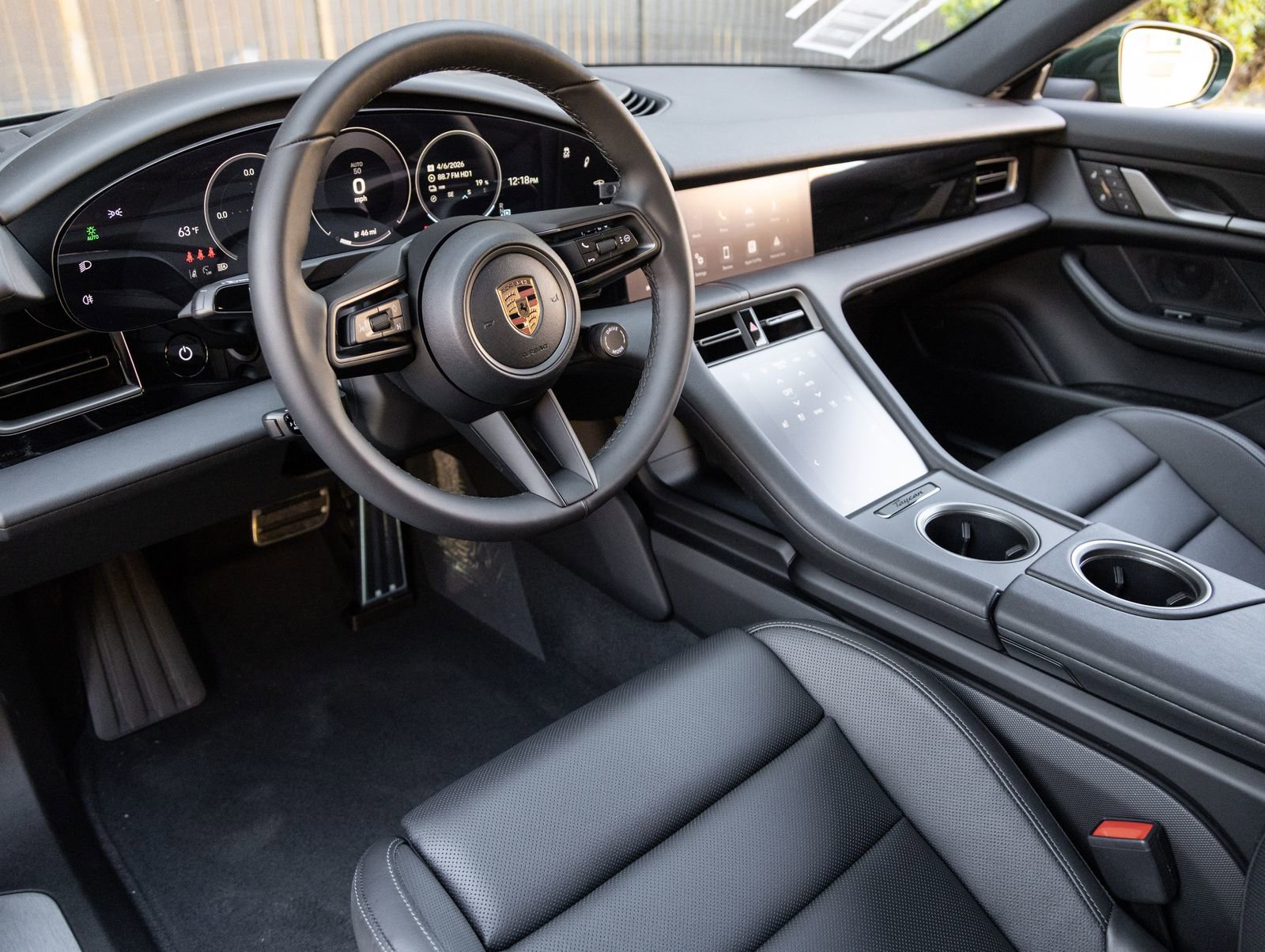 New 2026 Porsche Taycan image 4