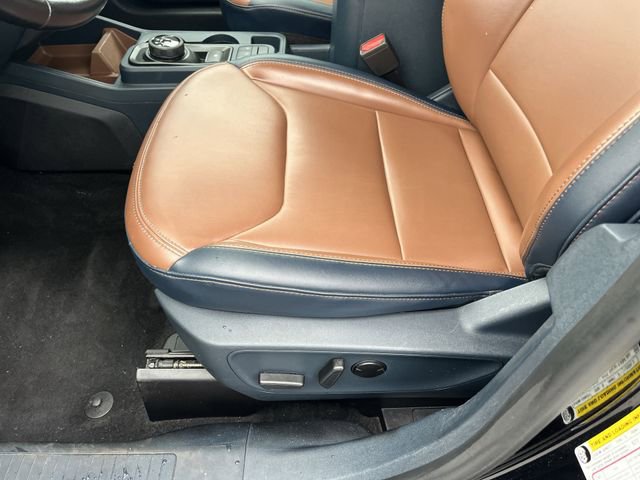 Used 2022 Ford Maverick Lariat image 22