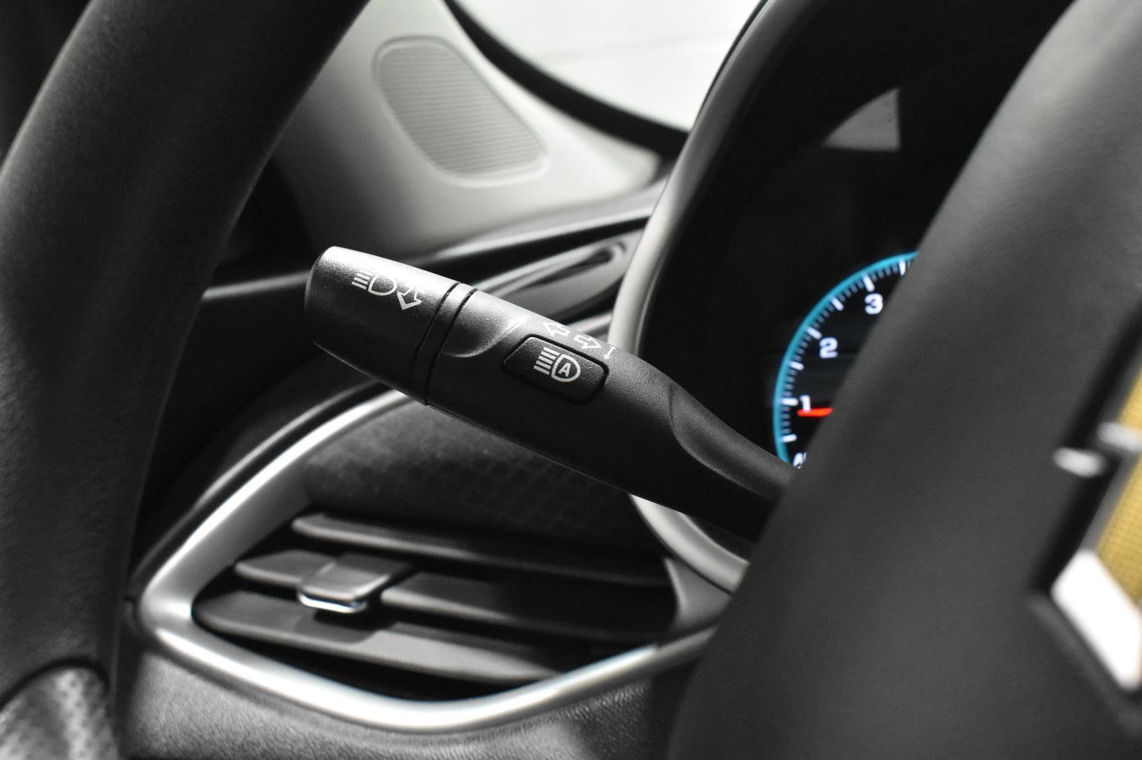 Used 2024 Chevrolet Malibu LT image 11