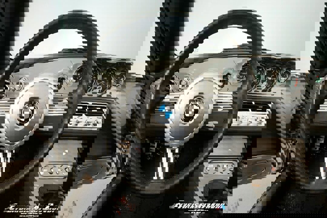 Used 2002 BMW Z8 image 85