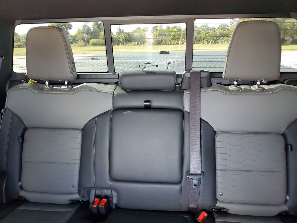 Used 2024 Chevrolet Silverado 1500 ZR2 w/ Technology Package image 13