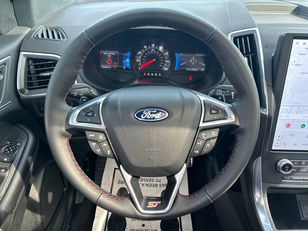Used 2024 Ford Edge ST w/ Equipment Group 401A image 16