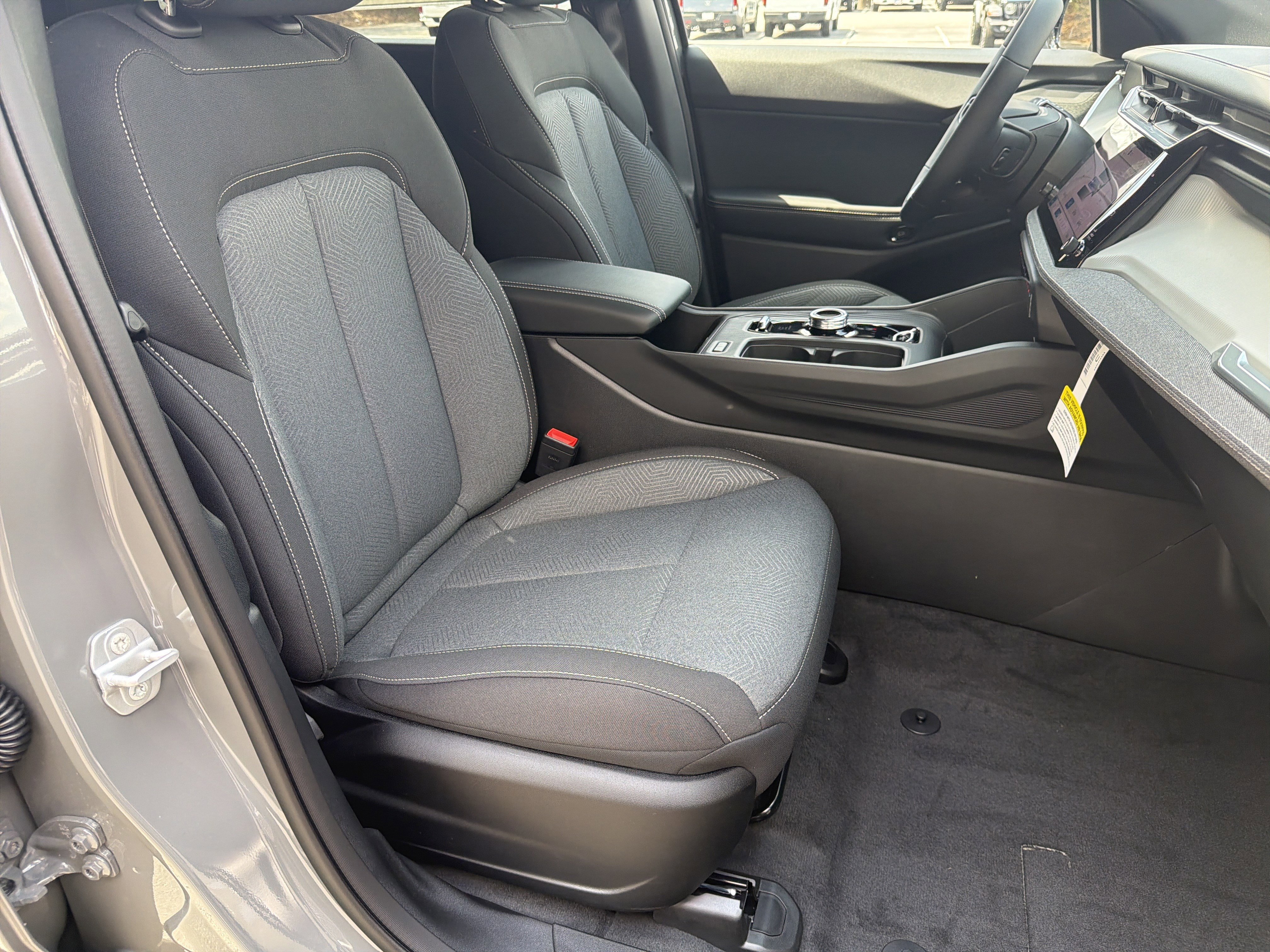 New 2026 Jeep Cherokee Laredo image 16