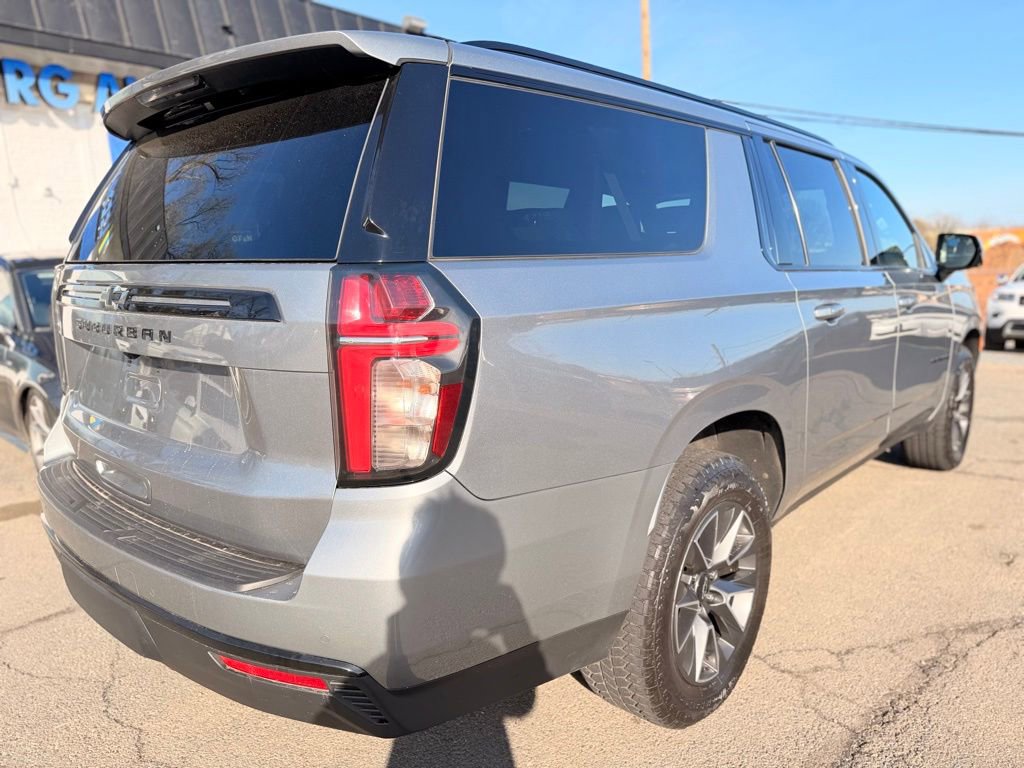 Used 2023 Chevrolet Suburban Z71 w/ Luxury Package image 4