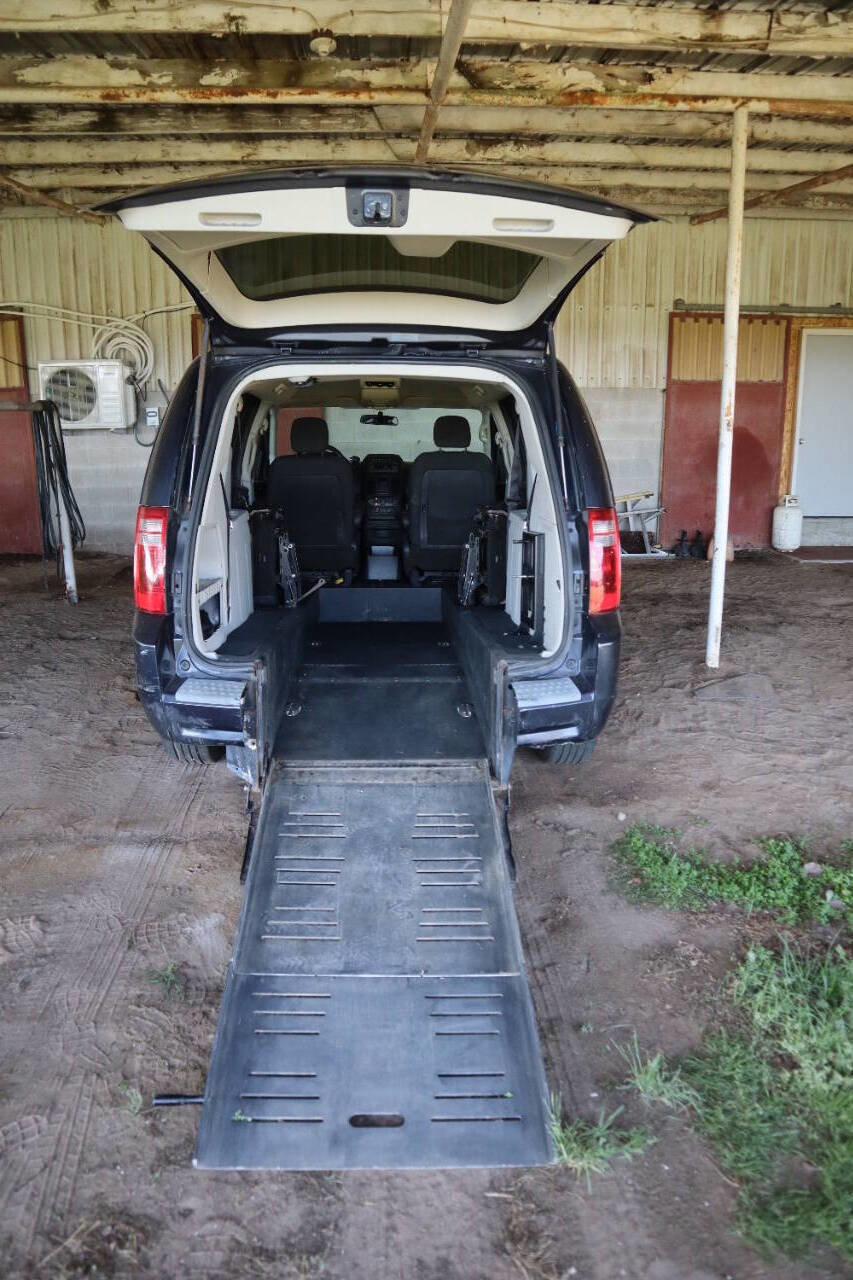 Used 2009 Dodge Grand Caravan SE w/ Climate Group image 23