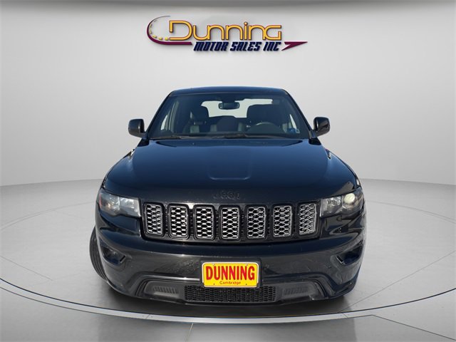 Used 2019 Jeep Grand Cherokee Altitude image 5