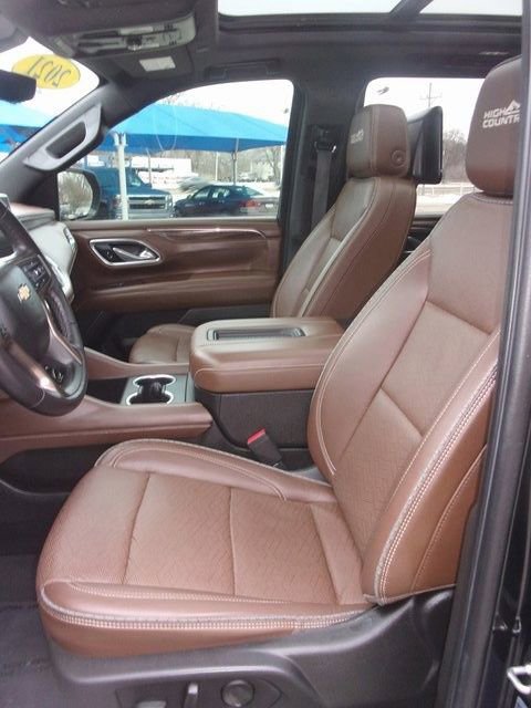 Used 2021 Chevrolet Tahoe High Country w/ Premium Package image 31