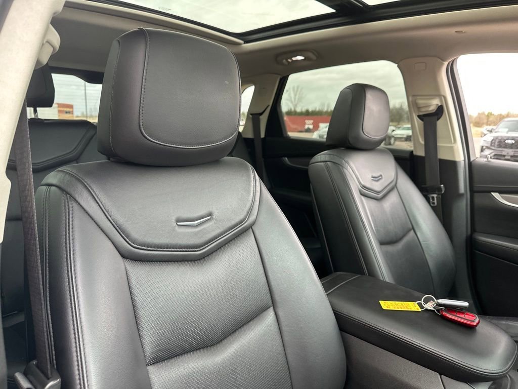 Used 2019 Cadillac XT5 Luxury image 31