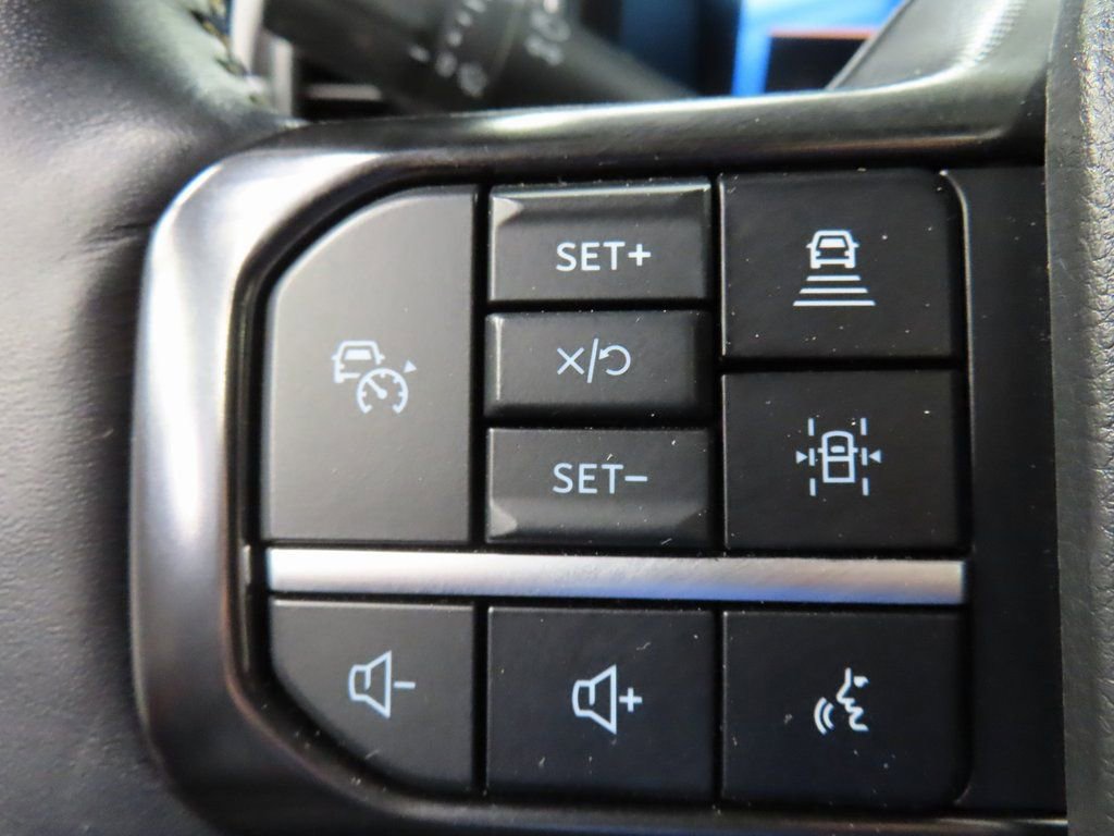 Used 2024 Ford F250 Platinum w/ FX4 Off-Road Package image 50