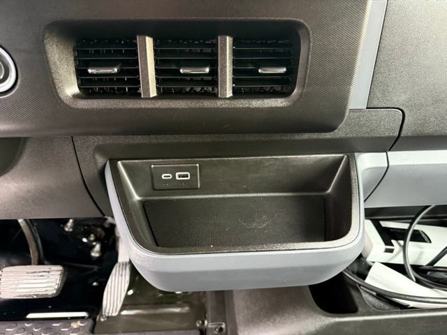 Used 2024 Chevrolet Brightdrop 600 w/ Commercial Equipment Package image 23