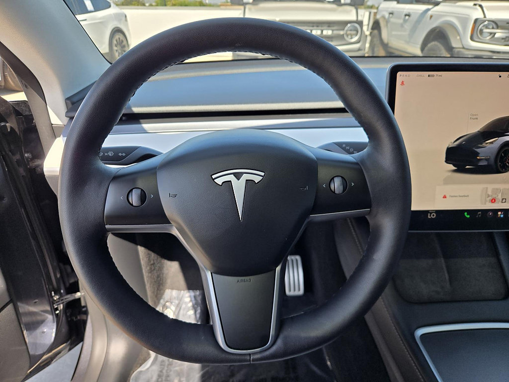 Used 2023 Tesla Model Y Performance AWD/4WD image 15