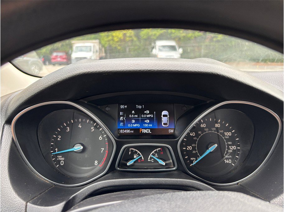 Used 2017 Ford Focus SE FWD image 17
