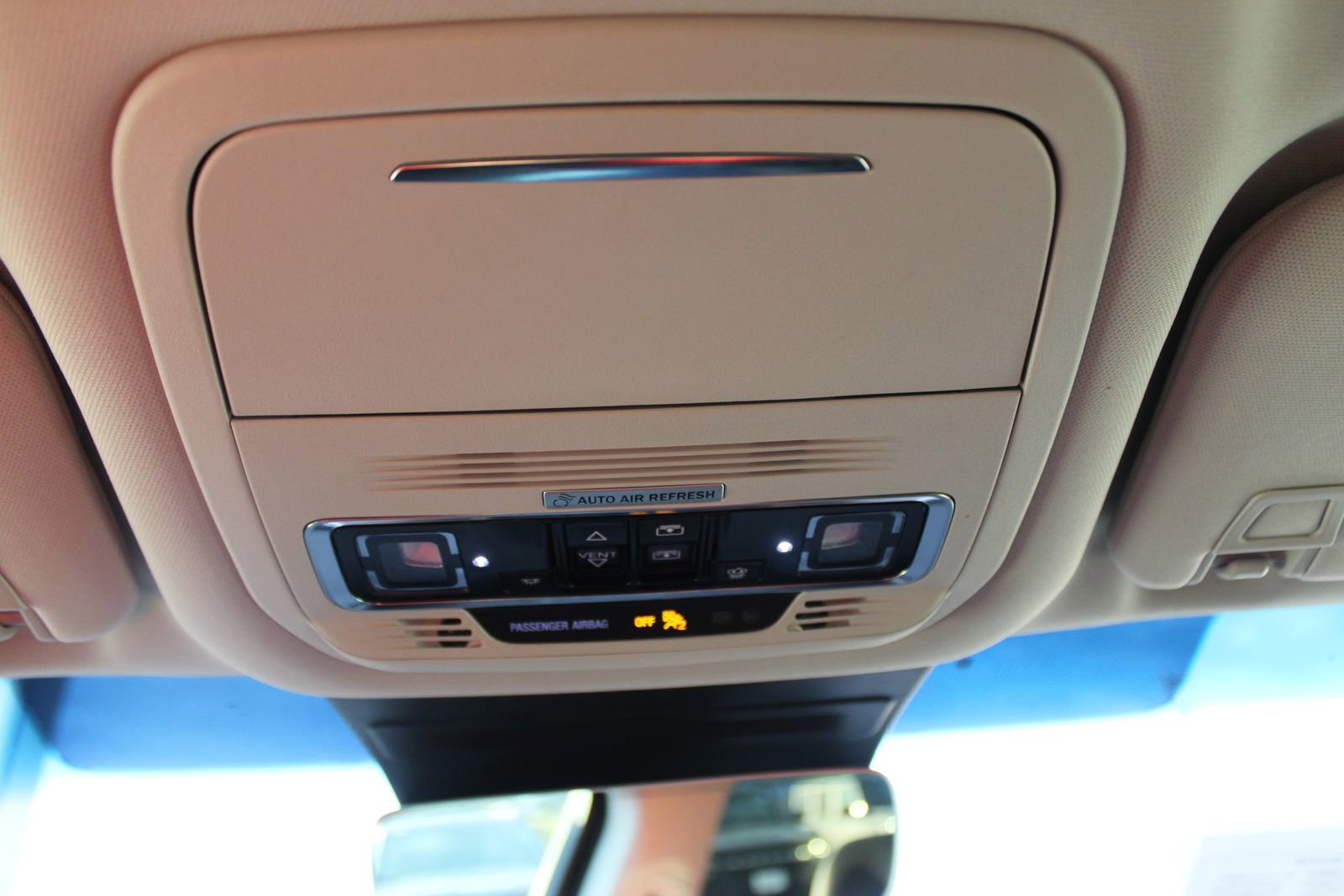 Used 2024 Lincoln Nautilus Premier w/ Equipment Group 102A AWD/4WD image 40
