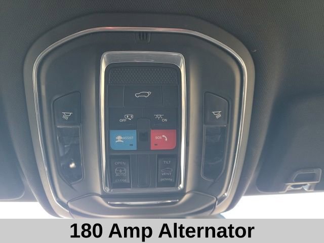 Used 2023 Jeep Grand Cherokee Altitude image 10