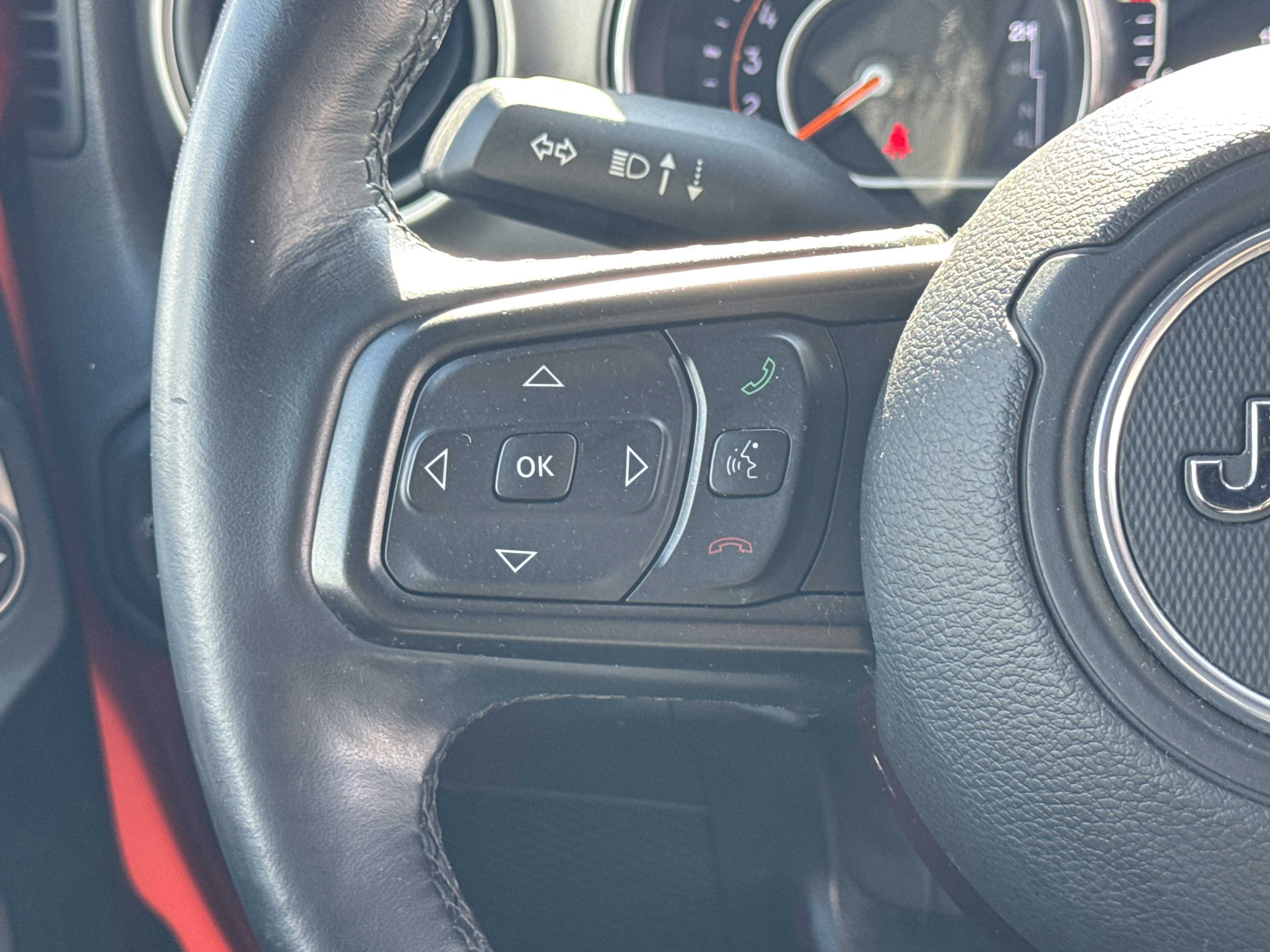 Used 2019 Jeep Wrangler Sport image 6