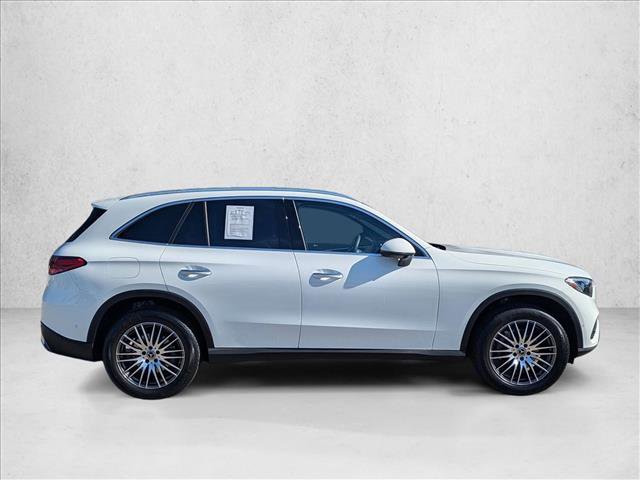Certified 2026 Mercedes-Benz GLC 300 image 4