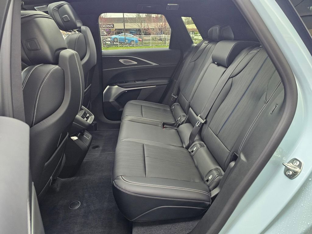 New 2026 Cadillac Lyriq Premium Sport AWD/4WD image 16