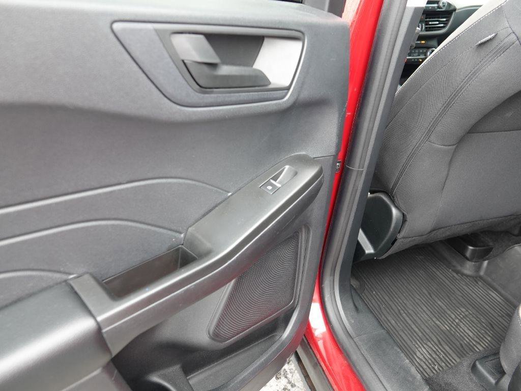 Used 2022 Ford Escape SE w/ Convenience Package image 28