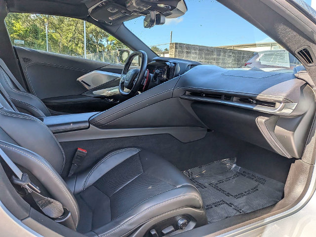 Used 2021 Chevrolet Corvette Stingray Preferred Cpe w/ 2LT RWD image 17