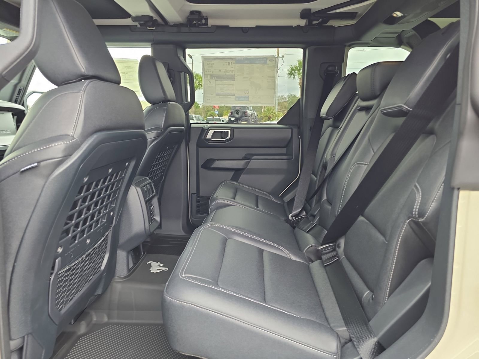 New 2025 Ford Bronco Badlands image 12