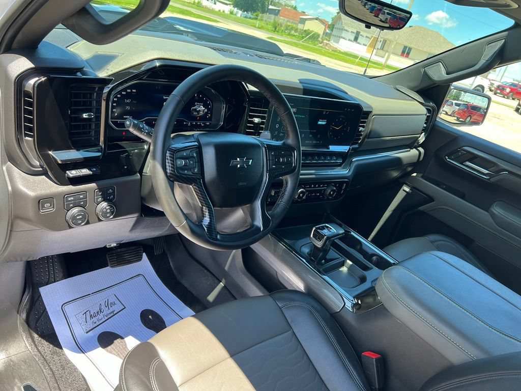 Used 2023 Chevrolet Silverado 1500 ZR2 w/ Technology Package AWD/4WD image 26