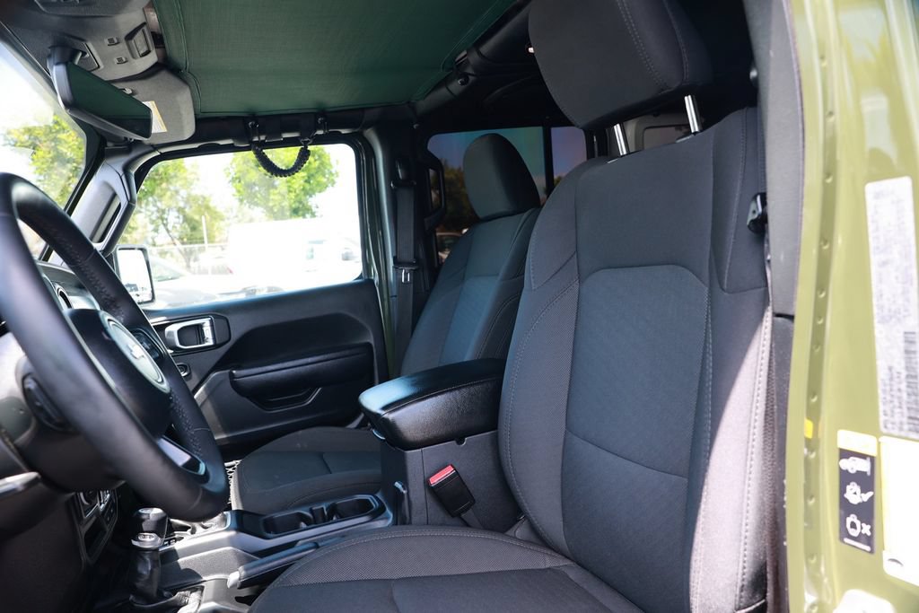 Used 2023 Jeep Wrangler Unlimited Sport AWD/4WD image 17