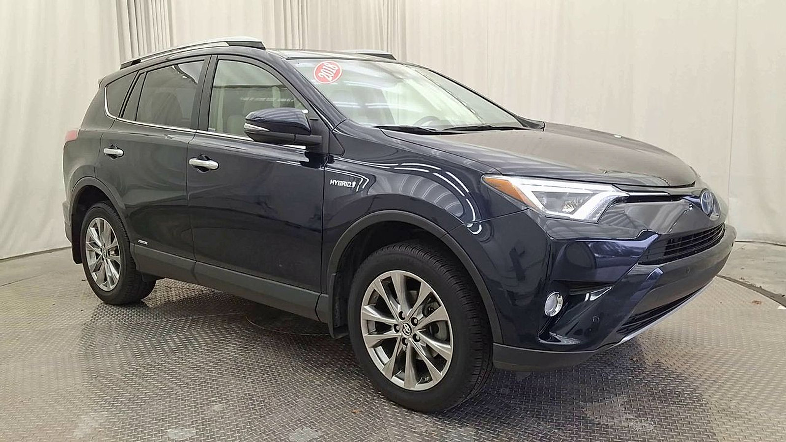 Certified 2018 Toyota RAV4 Limited image 5