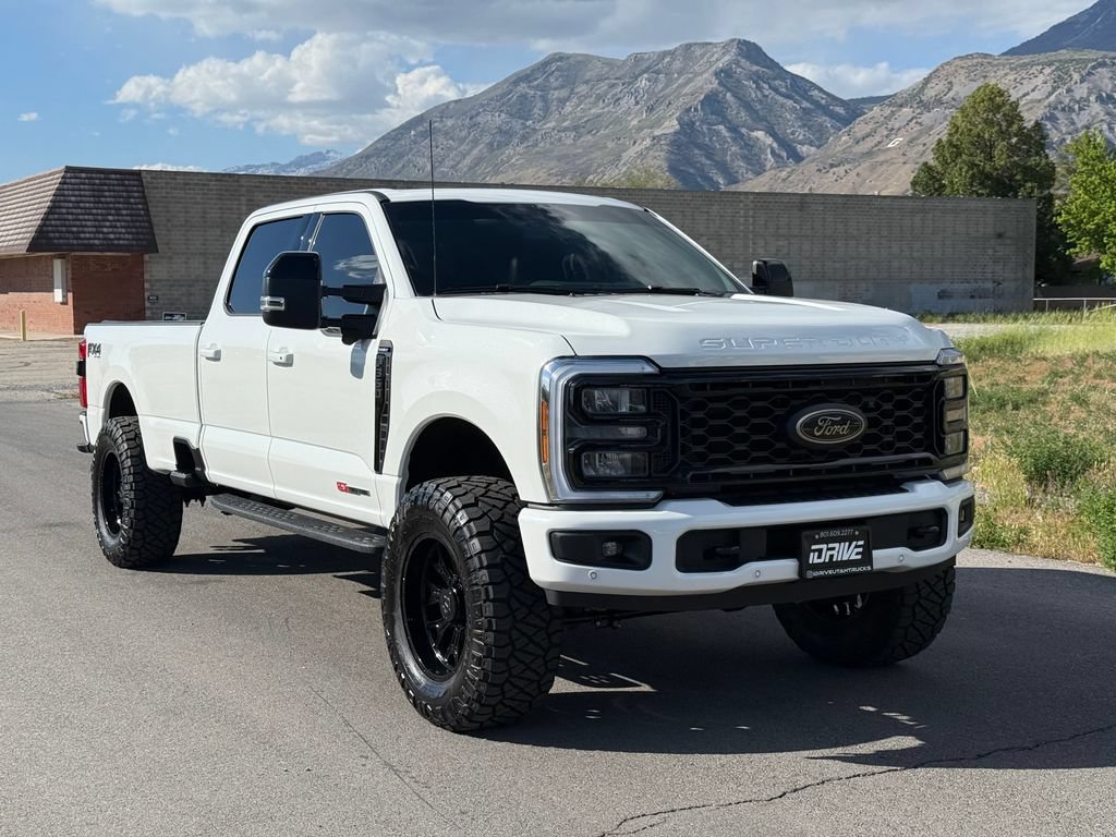 Used 2026 Ford F350 Lariat w/ Black Appearance Package