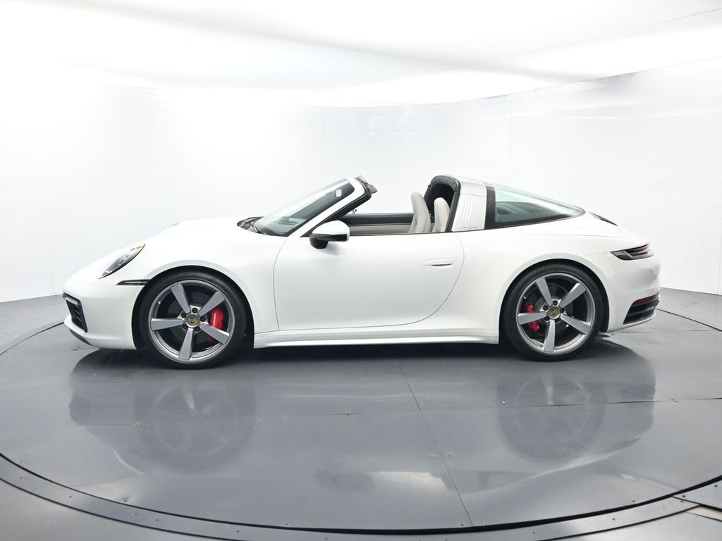 Certified 2021 Porsche 911 Targa 4S image 2