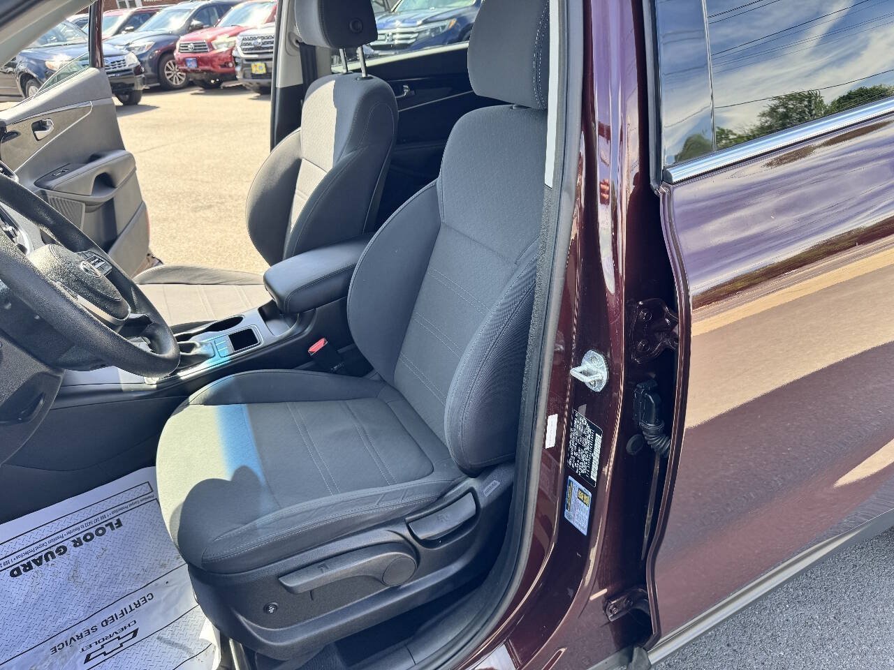 Used 2019 Kia Sorento FWD image 19